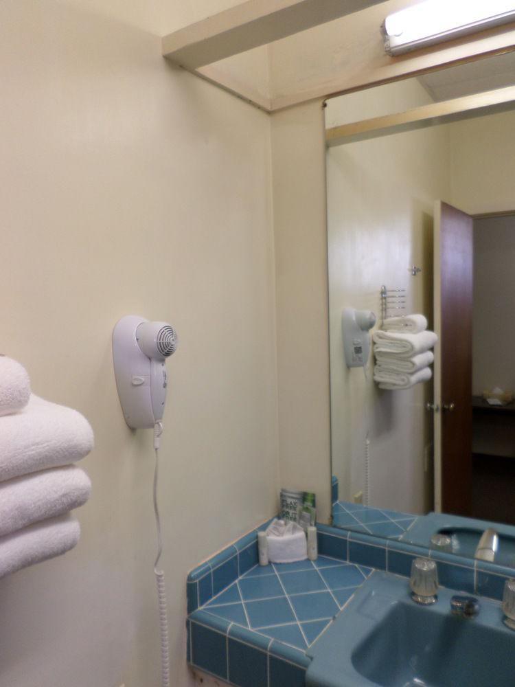 Cliff Palace Motel 블랜딩 외부 사진